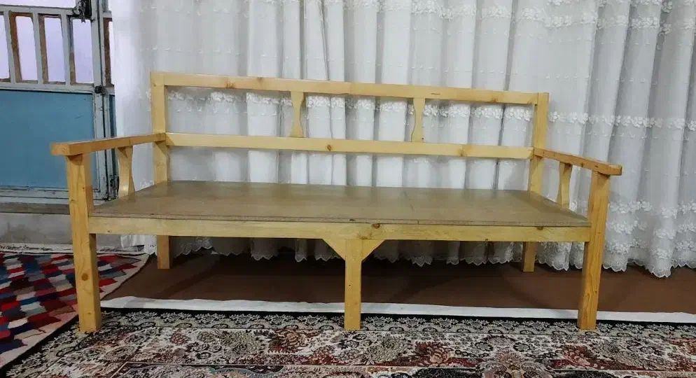 میز یا مبل چوبی|مبلمان خانگی و میز عسلی|خرم‌آباد, |دیوار