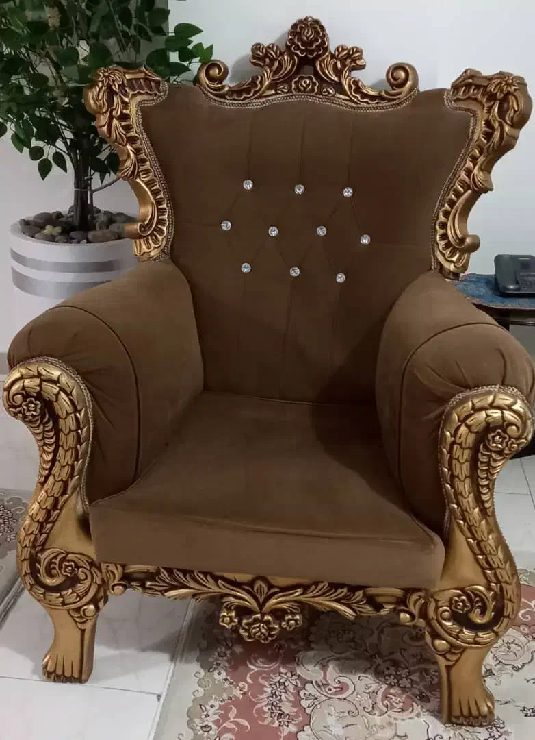 مبل|مبلمان خانگی و میز عسلی|پرند, فاز ۴|دیوار