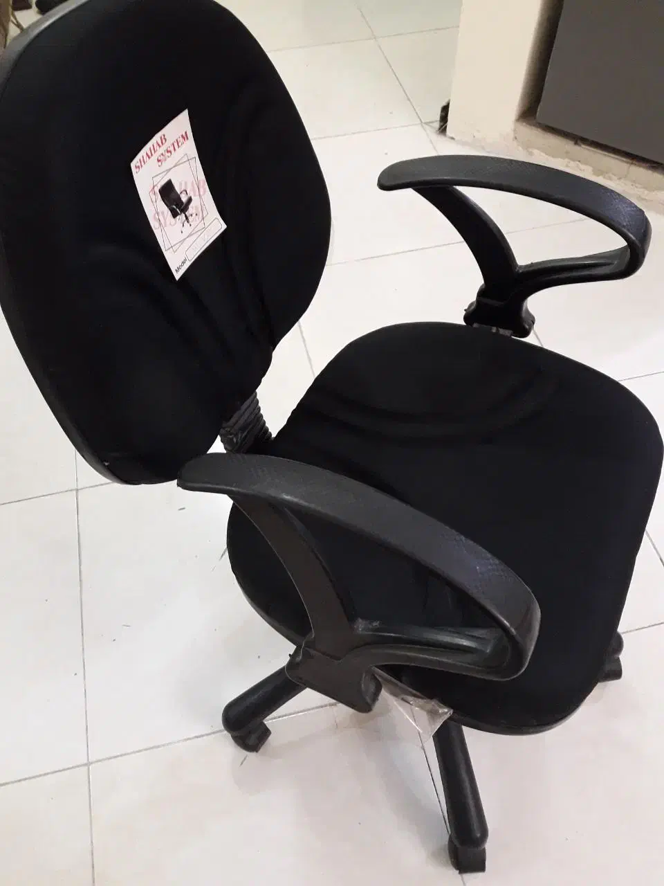 صندلی چرخدار|صندلی و نیمکت|خاوران, |دیوار