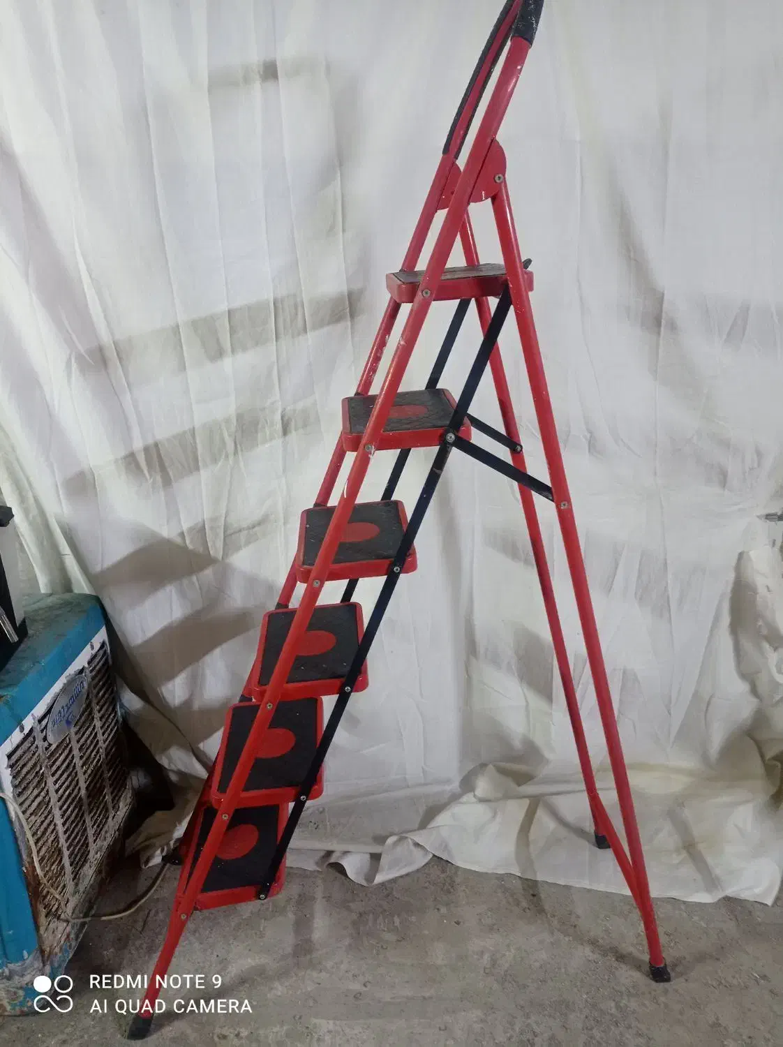 نردبان|ابزارآلات|مشهد, شهید مطهری|دیوار