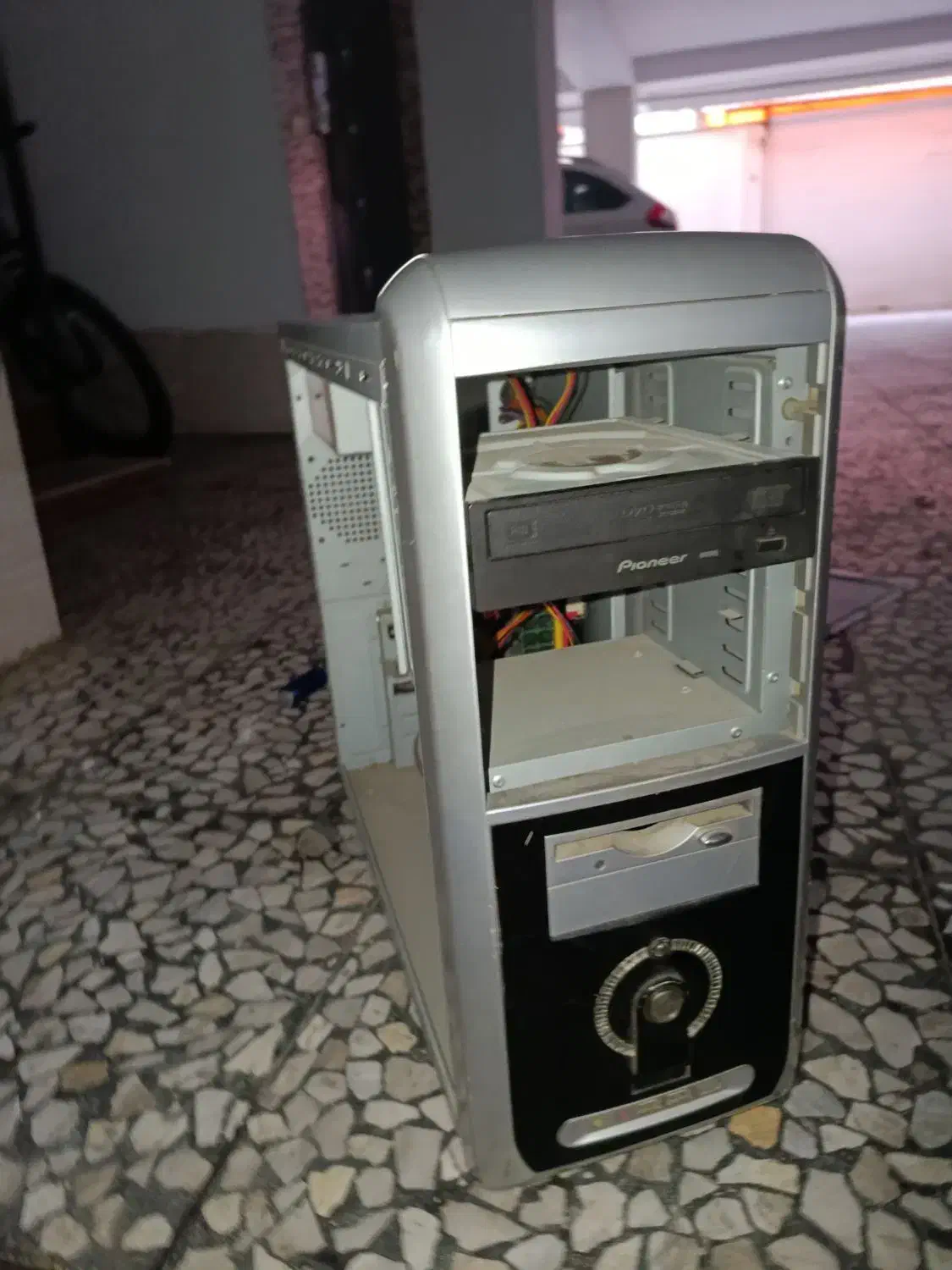 فروش کامپیوتر اداری به همراه مانیتور LG و بلندگو|رایانه رومیزی|بابل, |دیوار