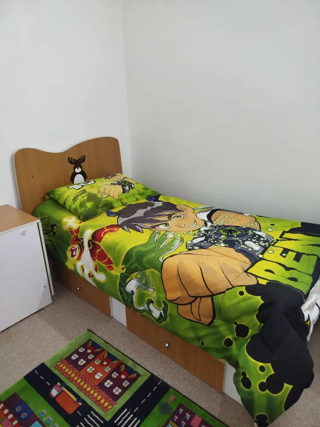 سرویس خواب کودک|تخت و سرویس خواب|شیراز, باغ تخت|دیوار