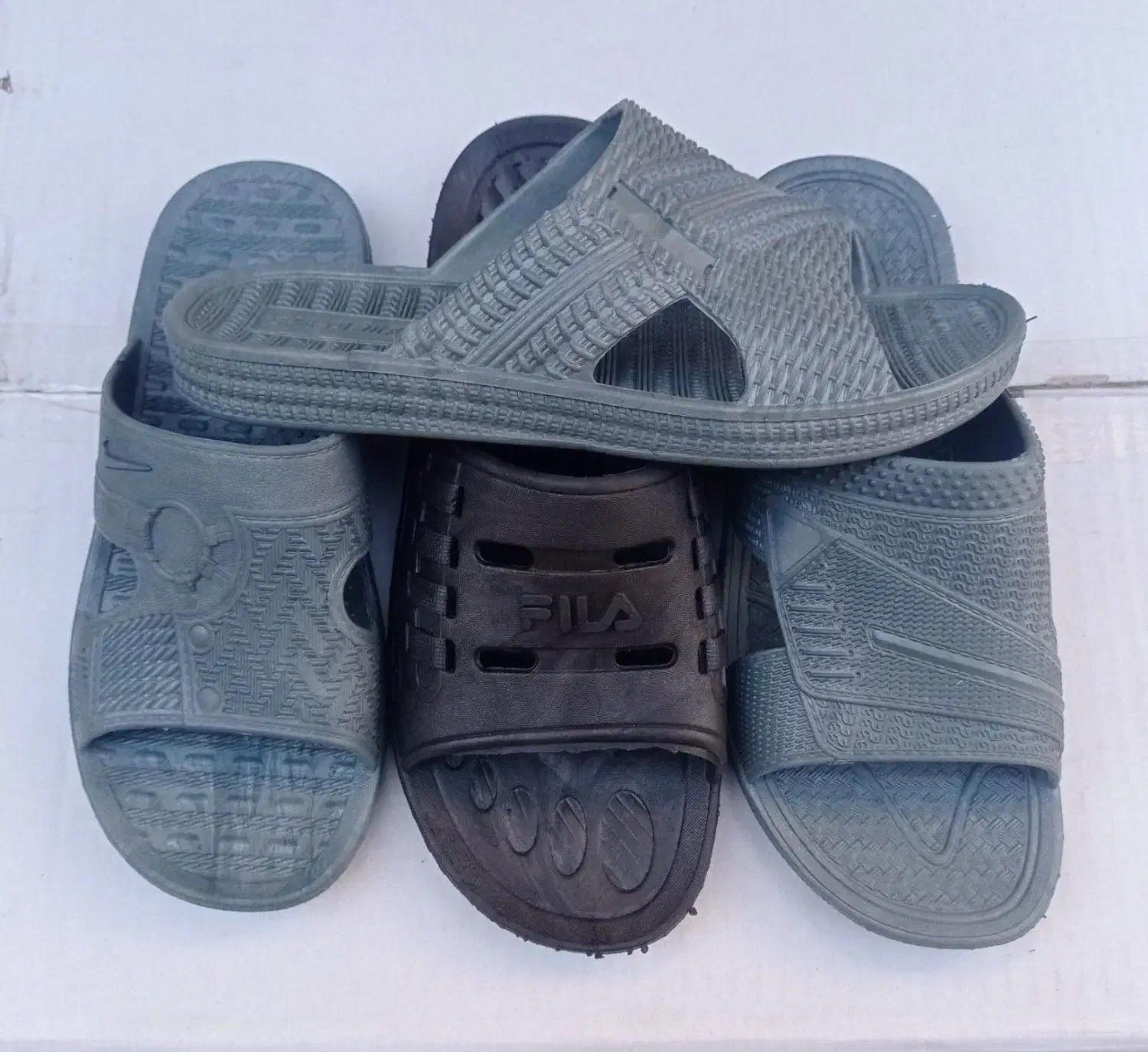 حراج واقعی دمپایی زیر قیمت کارخانه|کیف، کفش، کمربند|کامیاران, |دیوار