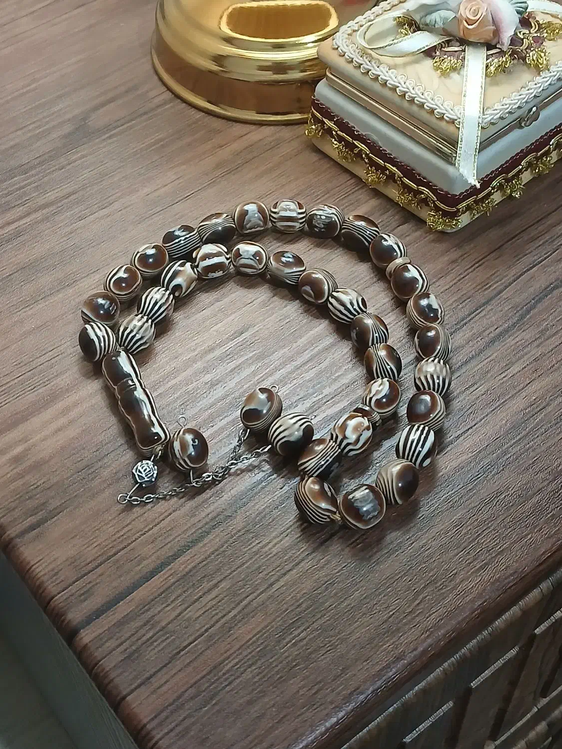 تسبیح|کلکسیون اشیاء عتیقه|کرمانشاه, |دیوار