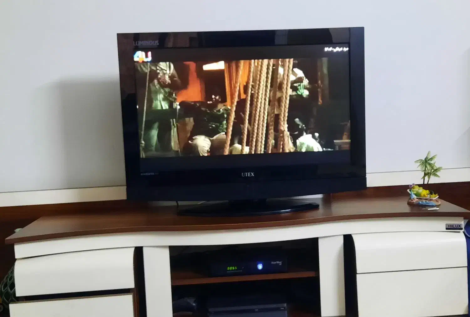 مانیتور تلویزیون ۳۲ اینچ|تلویزیون و پروژکتور|تهران, امامت|دیوار