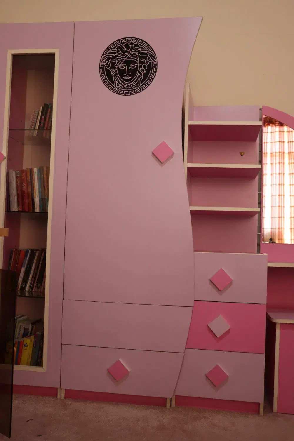 کمد سه تیکه|کتابخانه، شلف، قفسه‌های دیواری|شهریار, شهرک نماز (دینار آباد)|دیوار