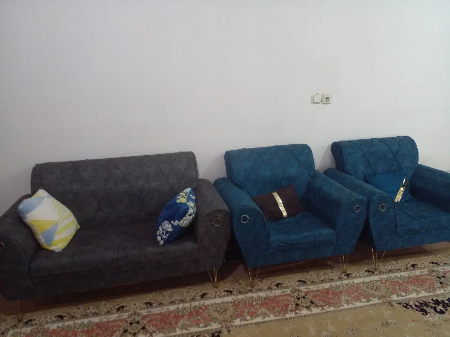 مبل تمیزدرحدنوفروشی|مبلمان خانگی و میز عسلی|بندر گناوه, |دیوار