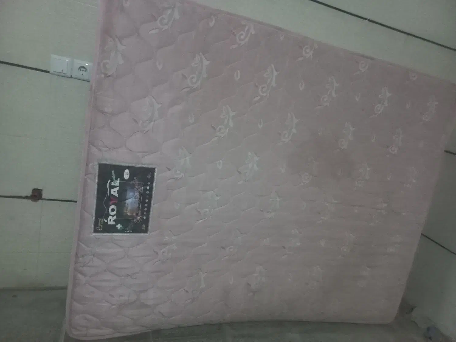 دشک تخت دونفره|تشک تختخواب|اصفهان, بهارستان|دیوار