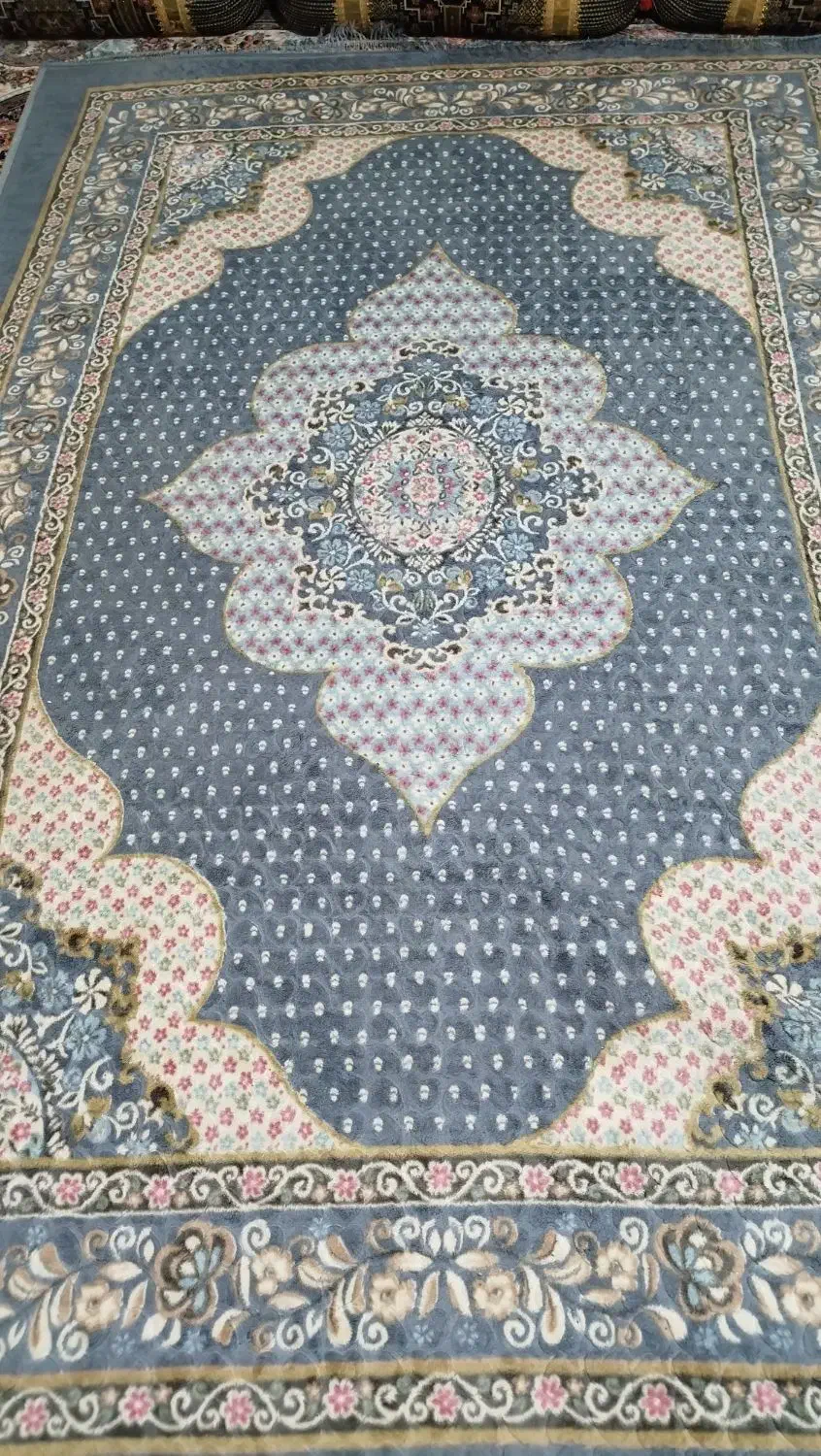 روفروشی 6متر مخملی یماه استفاده شده|فرش|ایرانشهر, |دیوار