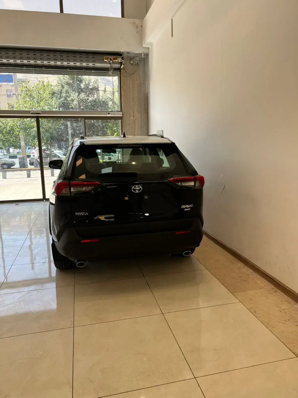 تویوتا راوفور. TOYOTA RAV4|خودرو سواری و وانت|شیراز, فرهنگ شهر|دیوار