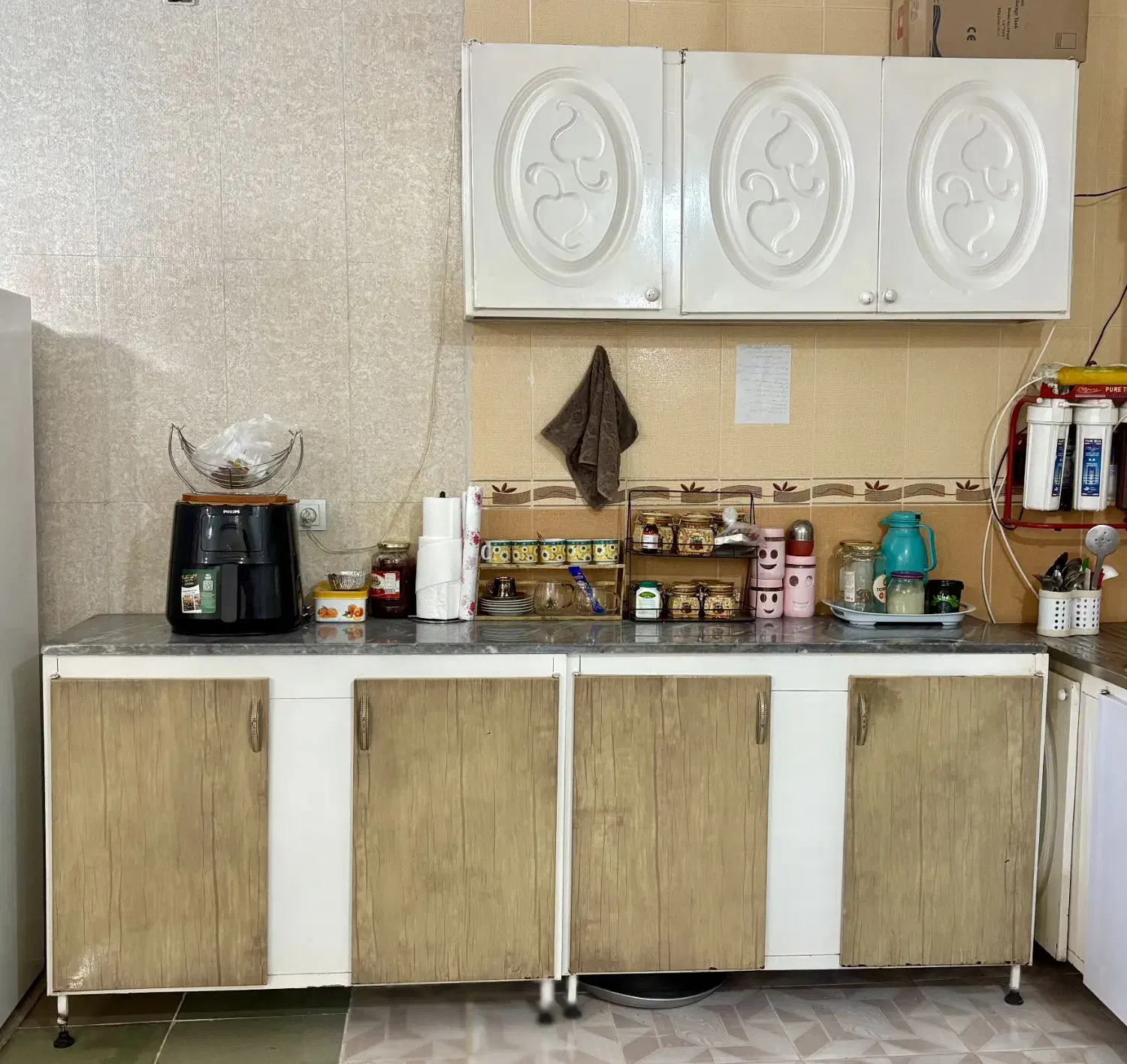 درود نو کاملا سالم. همراه هود|جاکفشی، کمد، دراور|امیدیه, |دیوار