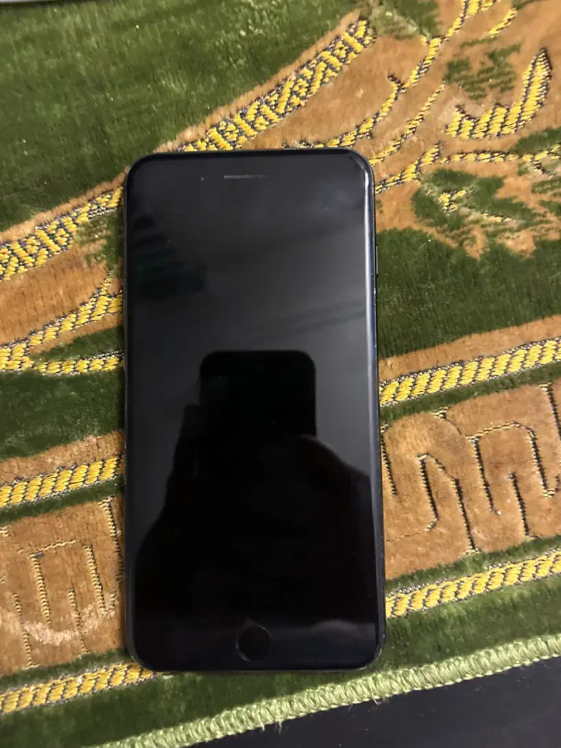 ایفون سون پلاس ۱۲۸ با جعبه|موبایل|تهران, سلسبیل جنوبی|دیوار