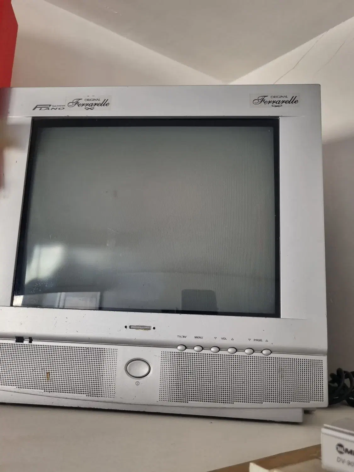 تلویزیون ۱۴ اینچ|تلویزیون و پروژکتور|تبریز, |دیوار