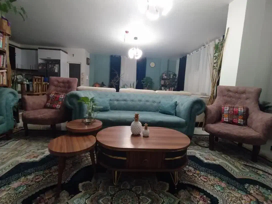 مبل راحتی ۸نفره|مبلمان خانگی و میز عسلی|شاهین‌شهر, امام حسین|دیوار