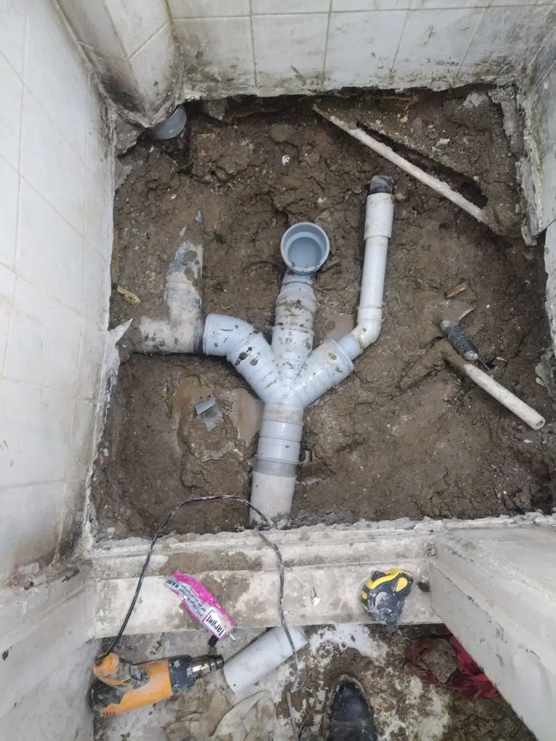 حفر چاه فاضلاب ترمیم چاه ریزشی تخلیه|خدمات پیشه و مهارت|اندیشه, اندیشه فاز ۱|دیوار