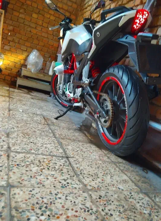 دو عدد موتور بنلی و cgl|موتورسیکلت|خرم‌آباد, |دیوار