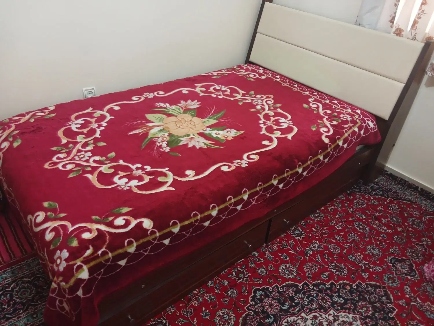 تختخواب (یک و نیم نفره) ۱۲۰ سانت،با تشک رویا|تخت و سرویس خواب|تهران, جوادیه|دیوار