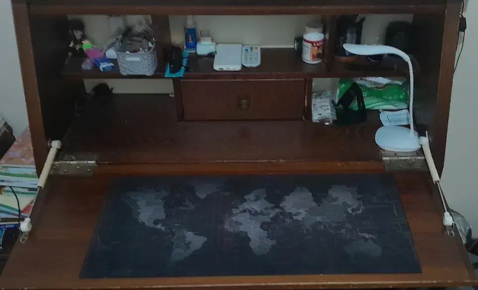 میز چوبی(چوب گردو)|میز تحریر و کامپیوتر|تهران, مهران (سیدخندان)|دیوار