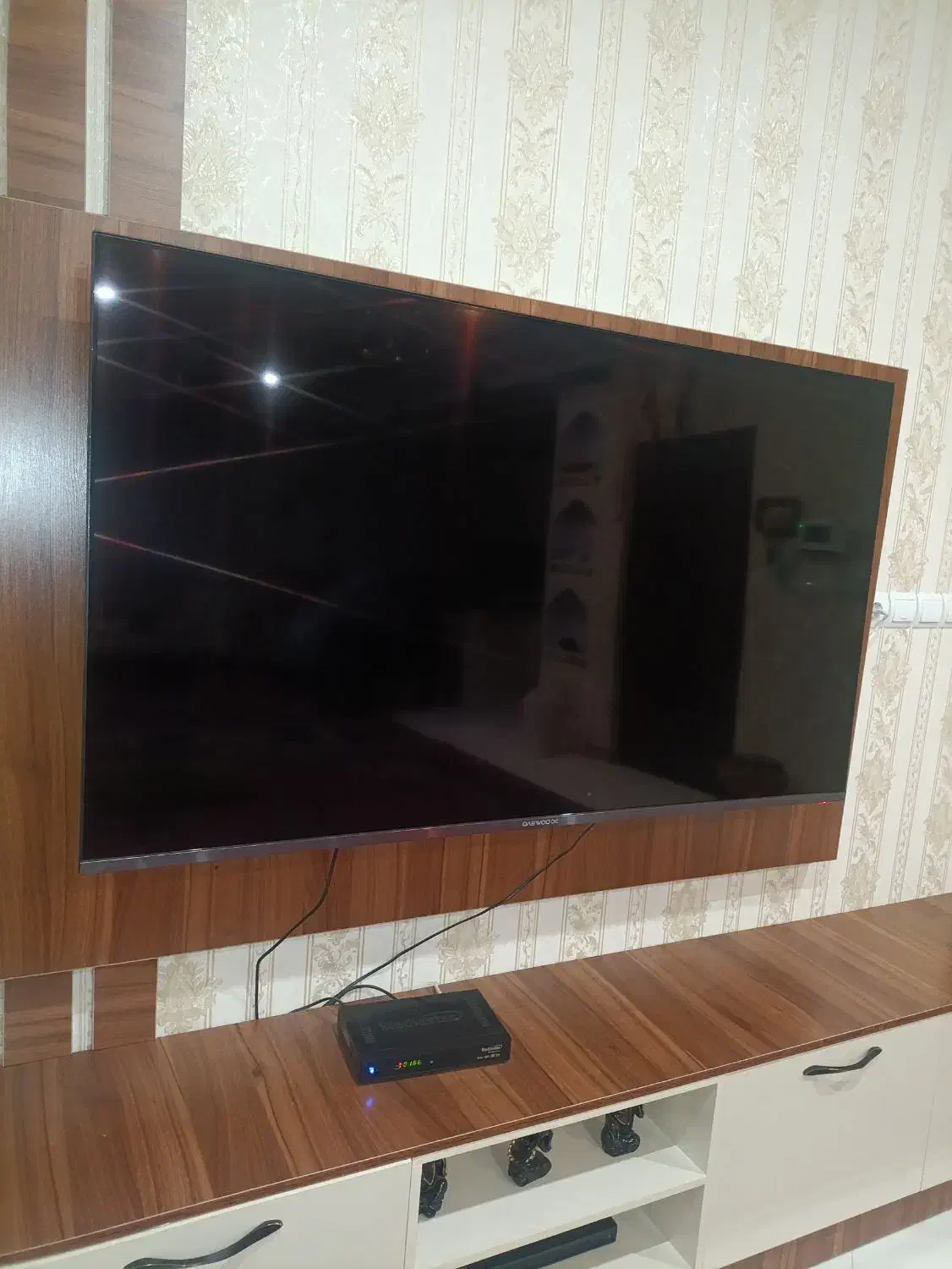 تلویزیون 65 دوو|تلویزیون و پروژکتور|بروجرد, |دیوار