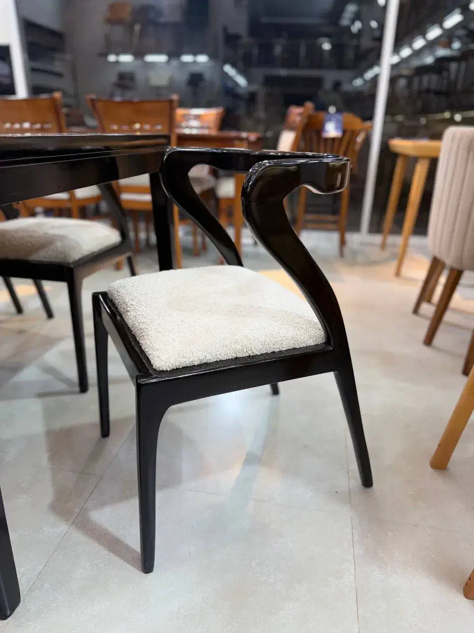 ناهار خوری فارماتون فروشگاه.عماد|میز و صندلی غذاخوری|یزد, |دیوار