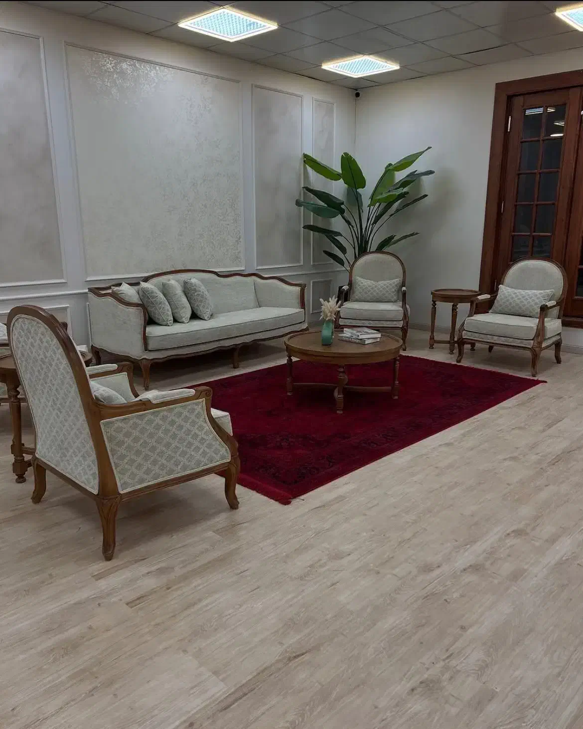 مبل استیل کلاسیک کویین فرانسوی اقساطی کد 91|مبلمان خانگی و میز عسلی|تهران, صاحب الزمان|دیوار