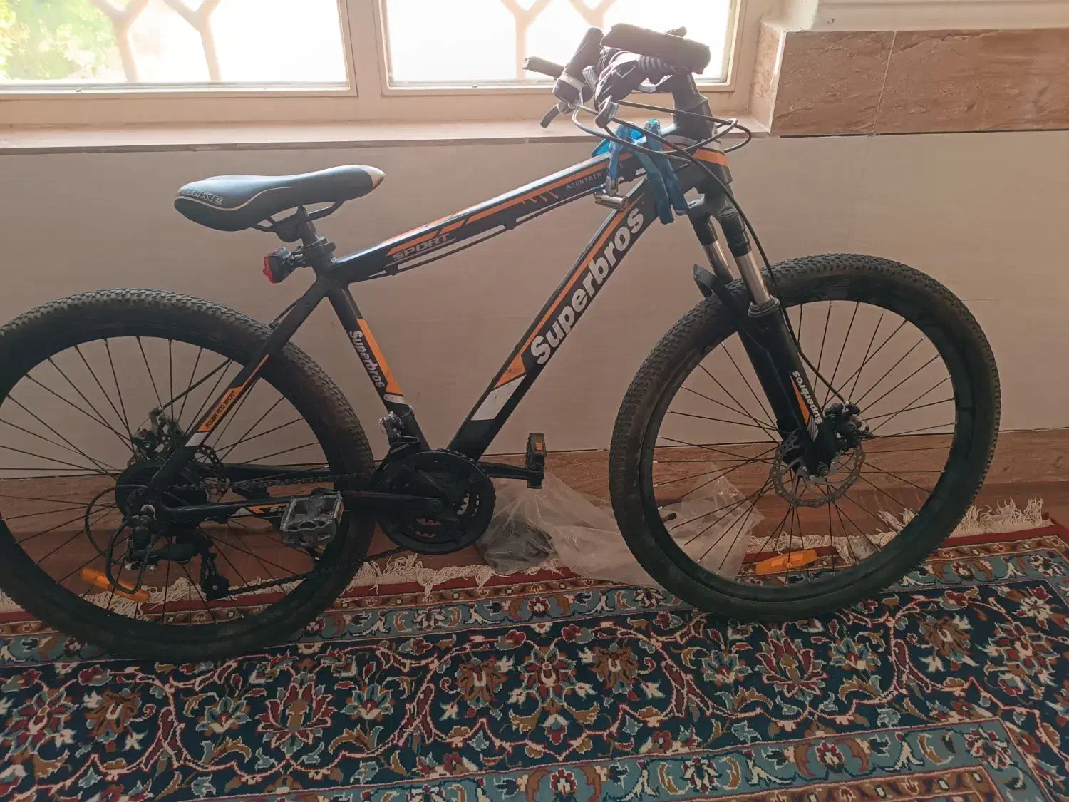 دوچرخه|دوچرخه، اسکیت، اسکوتر|کوهنجان, |دیوار