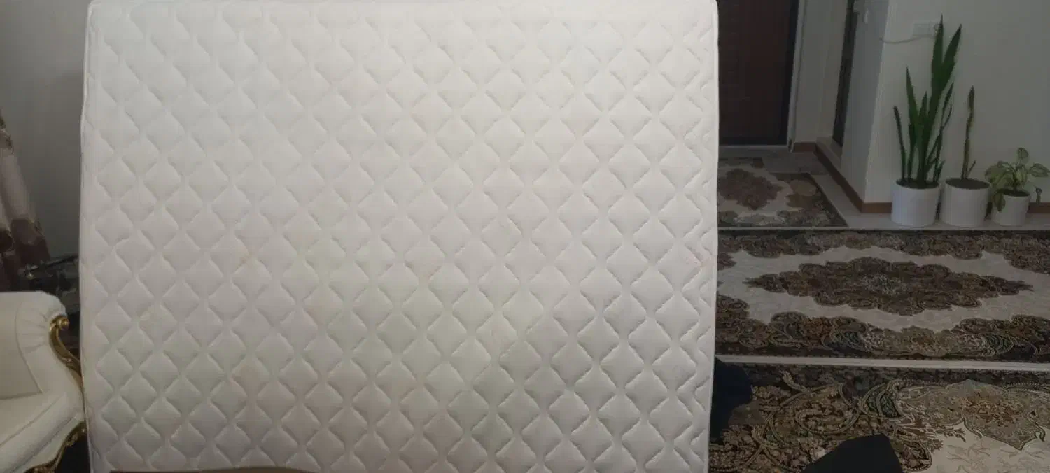 توشک سالم تمیز|تشک تختخواب|مهاجران, |دیوار