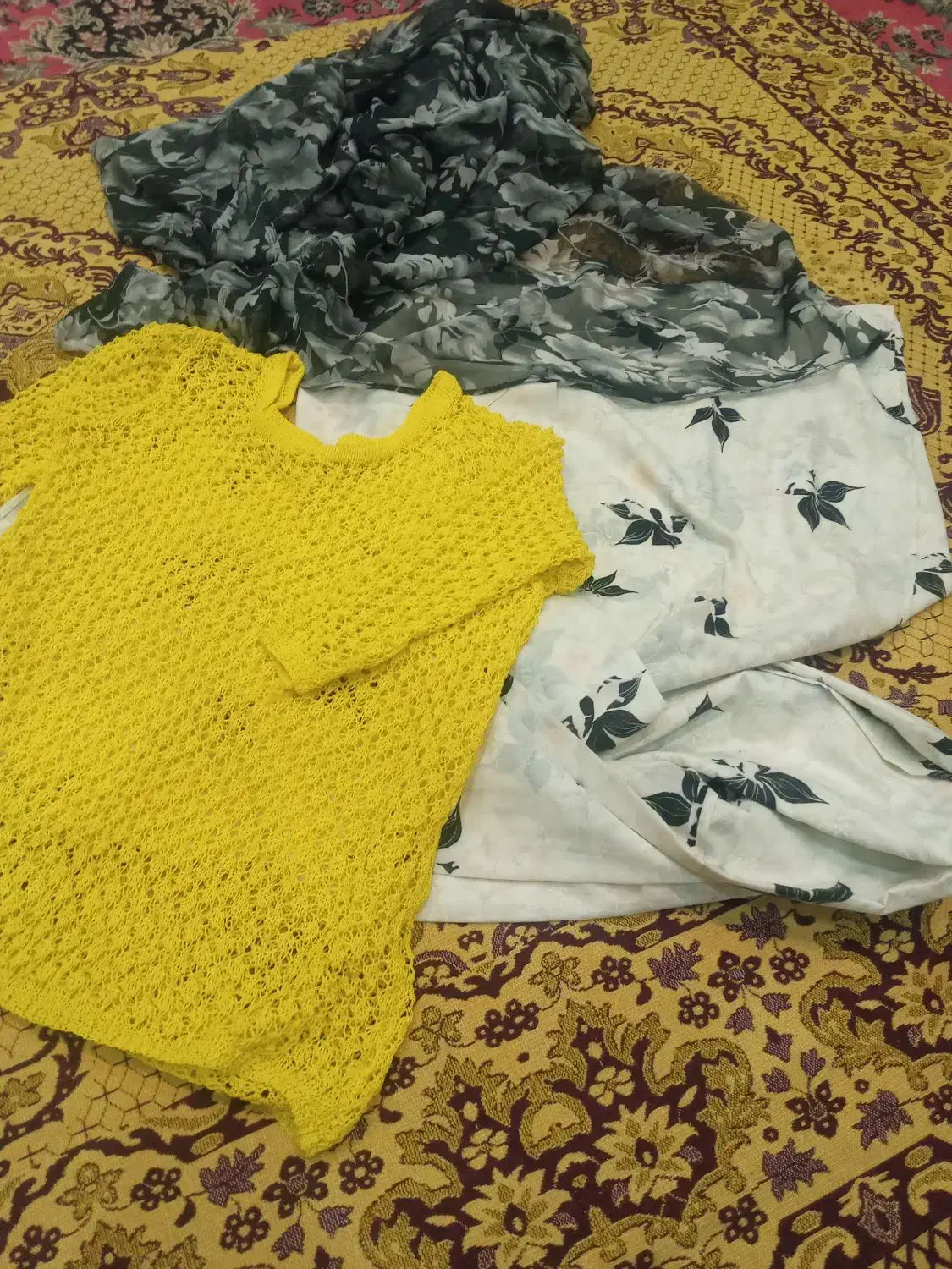 لباس و چادر|لباس|همدان, |دیوار