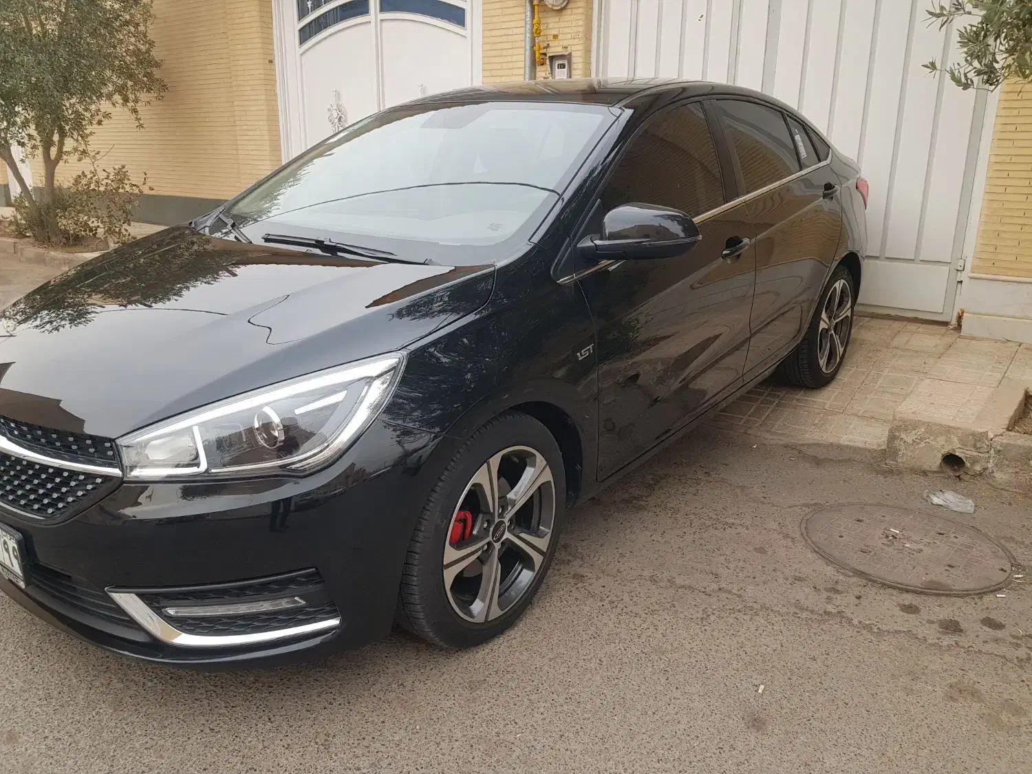 آریزو ۵ مدل ۱۴۰۲ سفارشی|خودرو سواری و وانت|یزد, |دیوار