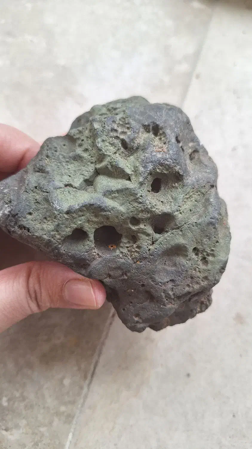 شهاب سنگ|کلکسیون اشیاء عتیقه|رشت, دباغیان|دیوار