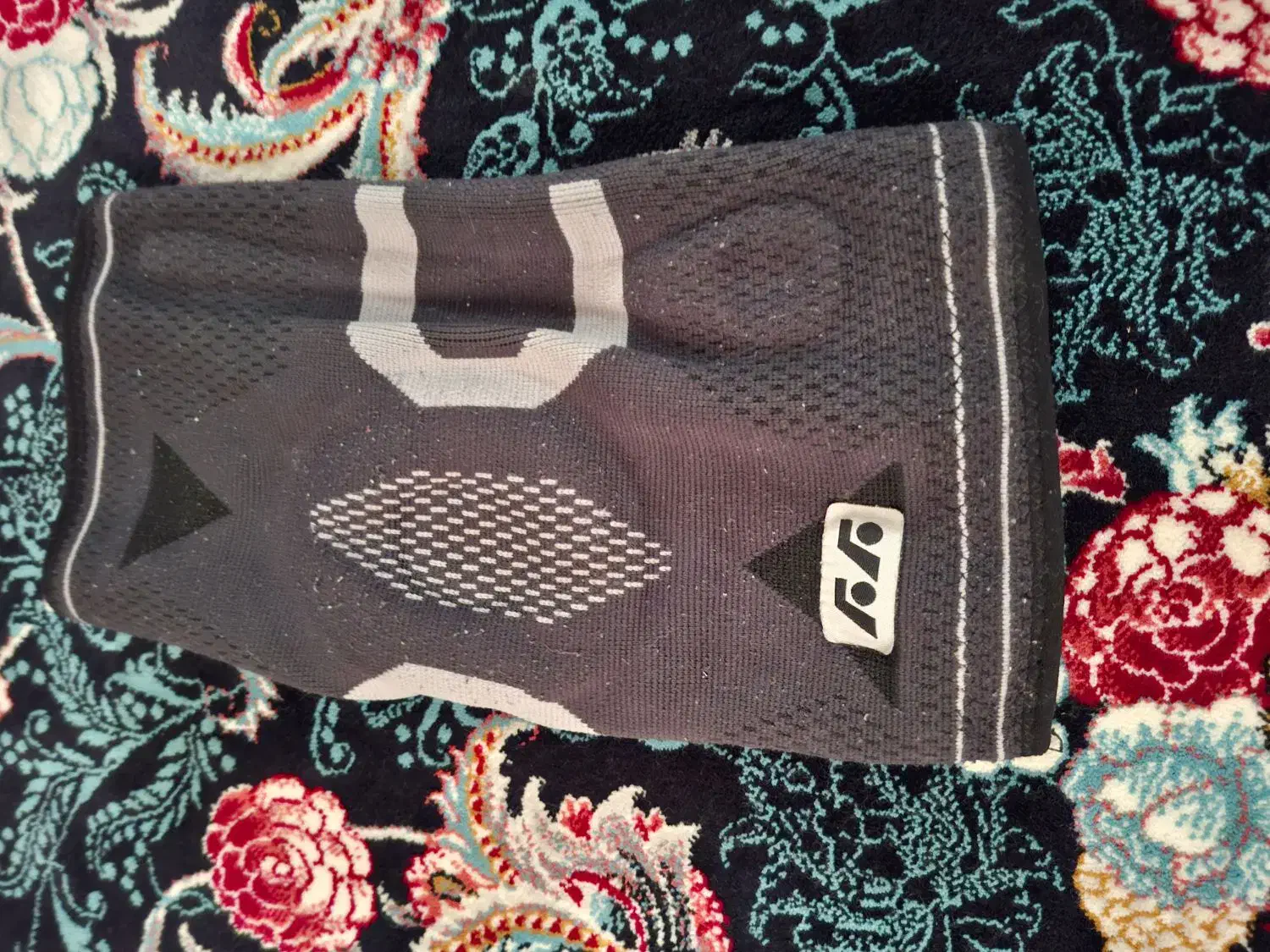 زانو بند و تناب وکش پیلاتس|تجهیزات ورزشی|باقرشهر, |دیوار