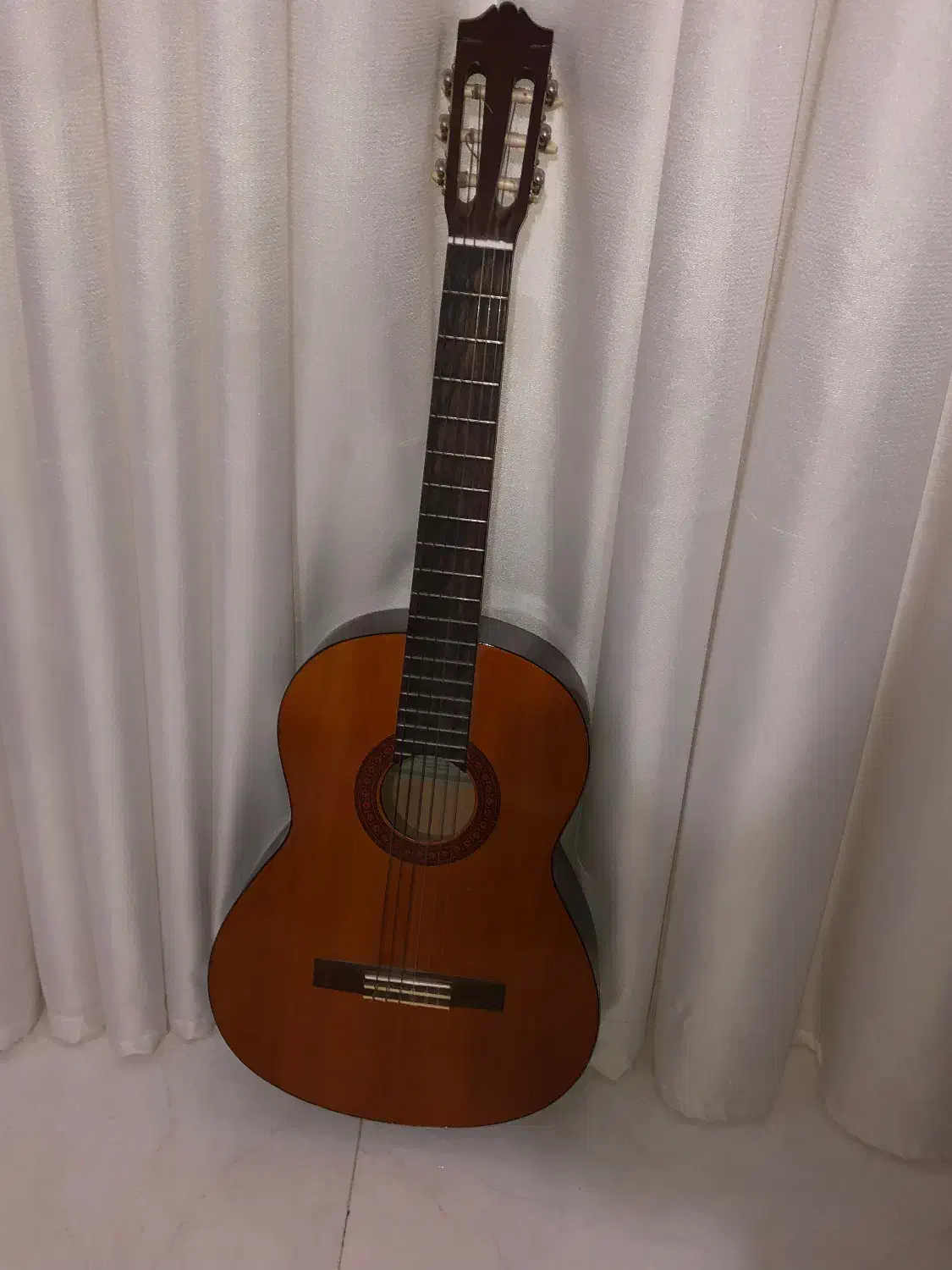 گیتار یاماها c40|گیتار، بیس، امپلیفایر|ابهر, |دیوار