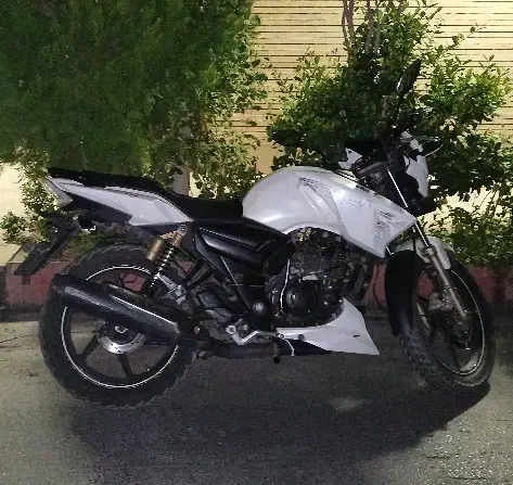 آپاچی ۱۸۰|موتورسیکلت|اصفهان, باغ زیار|دیوار