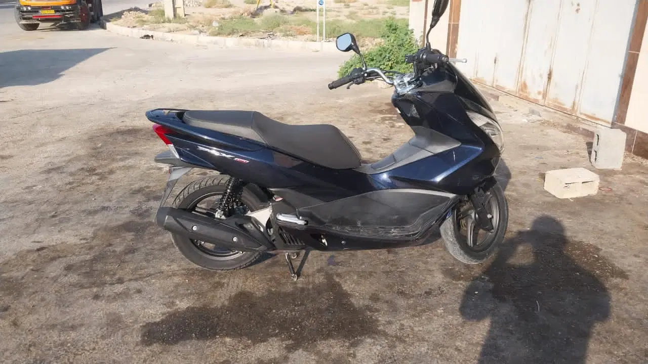 pcx2017.. 150|موتورسیکلت|ریگ, |دیوار