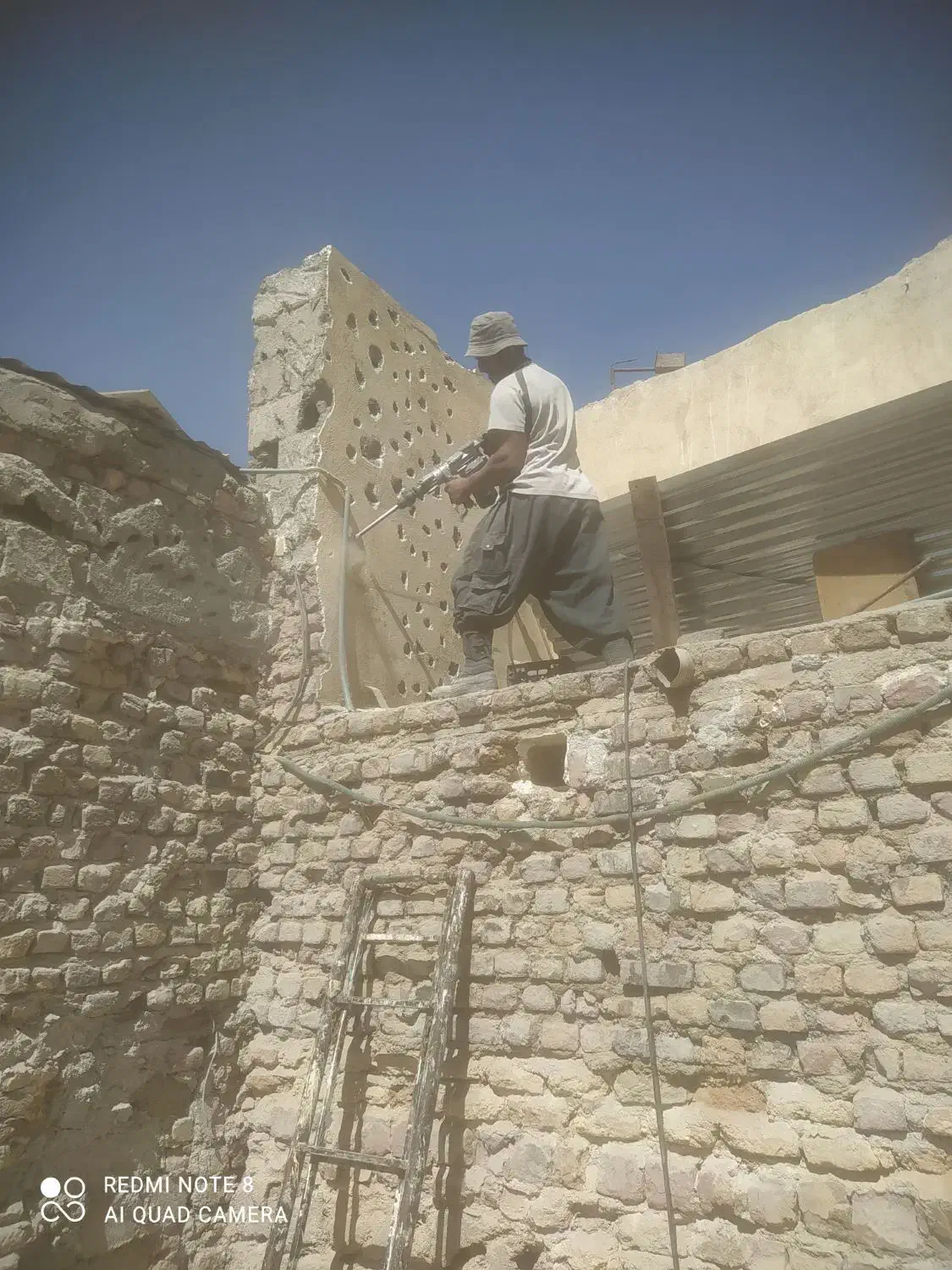 تخریب وکنده کاری با پیکور|خدمات پیشه و مهارت|زاهدان, |دیوار