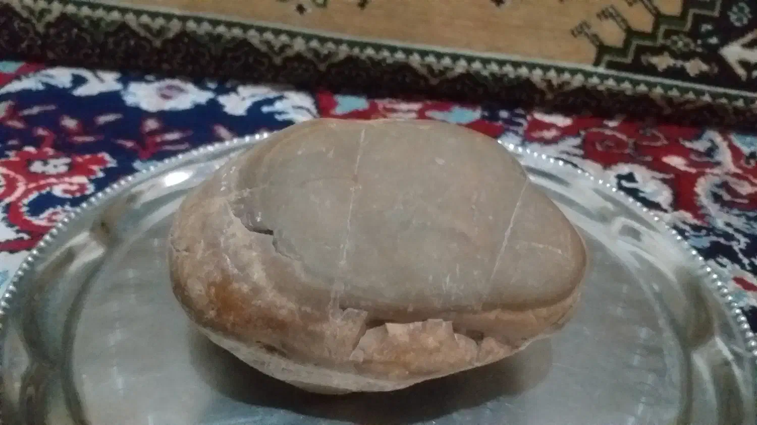 سنگ عجیب غریب|کلکسیون اشیاء عتیقه|رشت, پل تالشان|دیوار