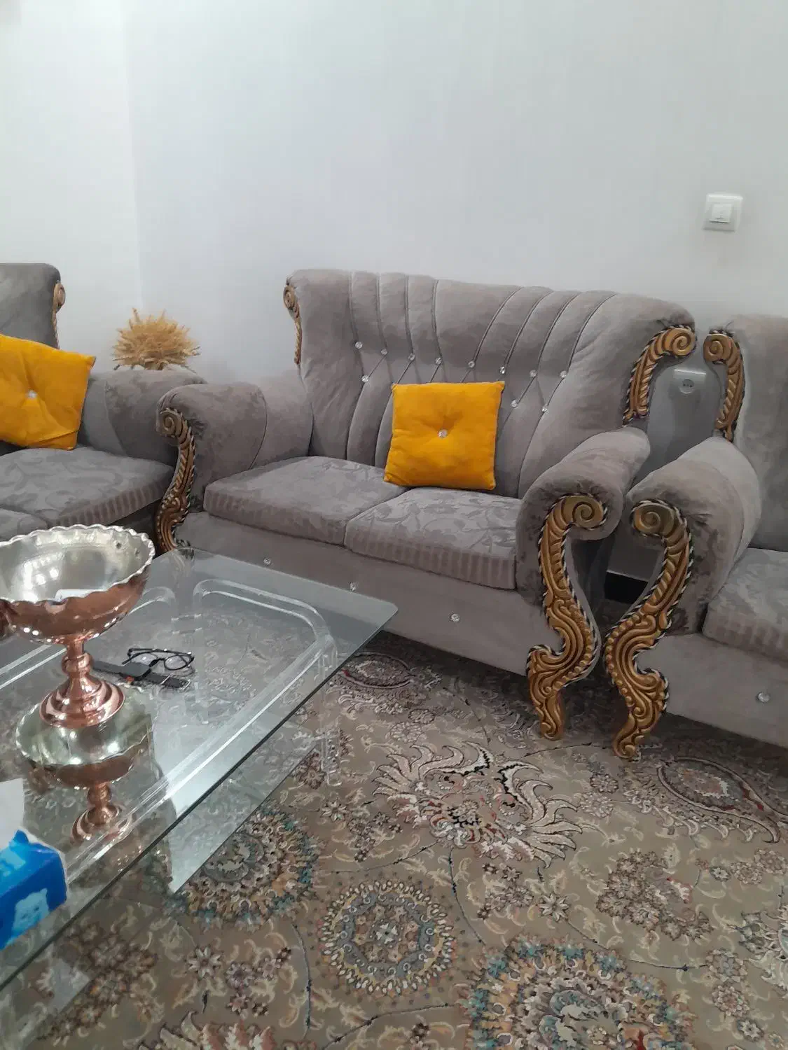 یه دست مبل هفت نفره|مبلمان خانگی و میز عسلی|کوهدشت, |دیوار