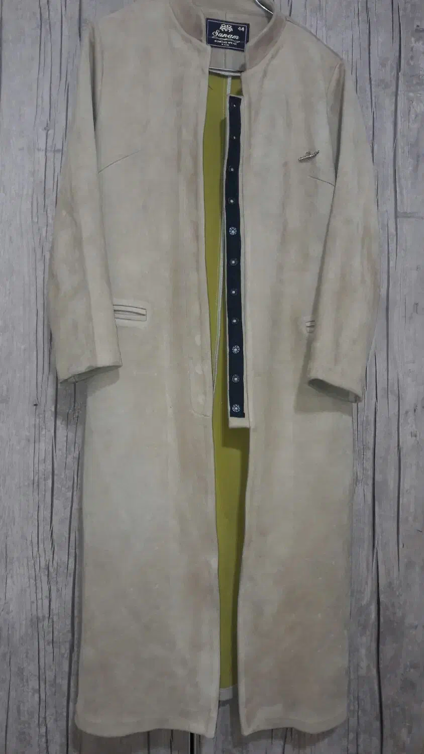 انواع پالتو در حد نو ۳۰۰ مقطوع|لباس|یاسوج, |دیوار