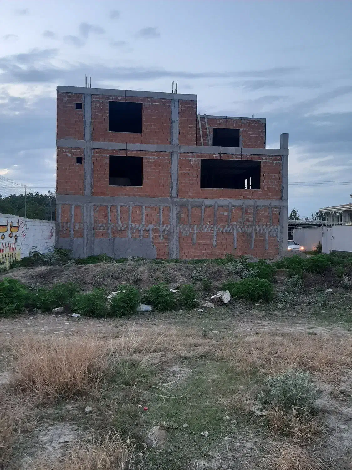 فروش ساختمان نیمه کاره دوبلکس|فروش خانه و ویلا|ساری, |دیوار