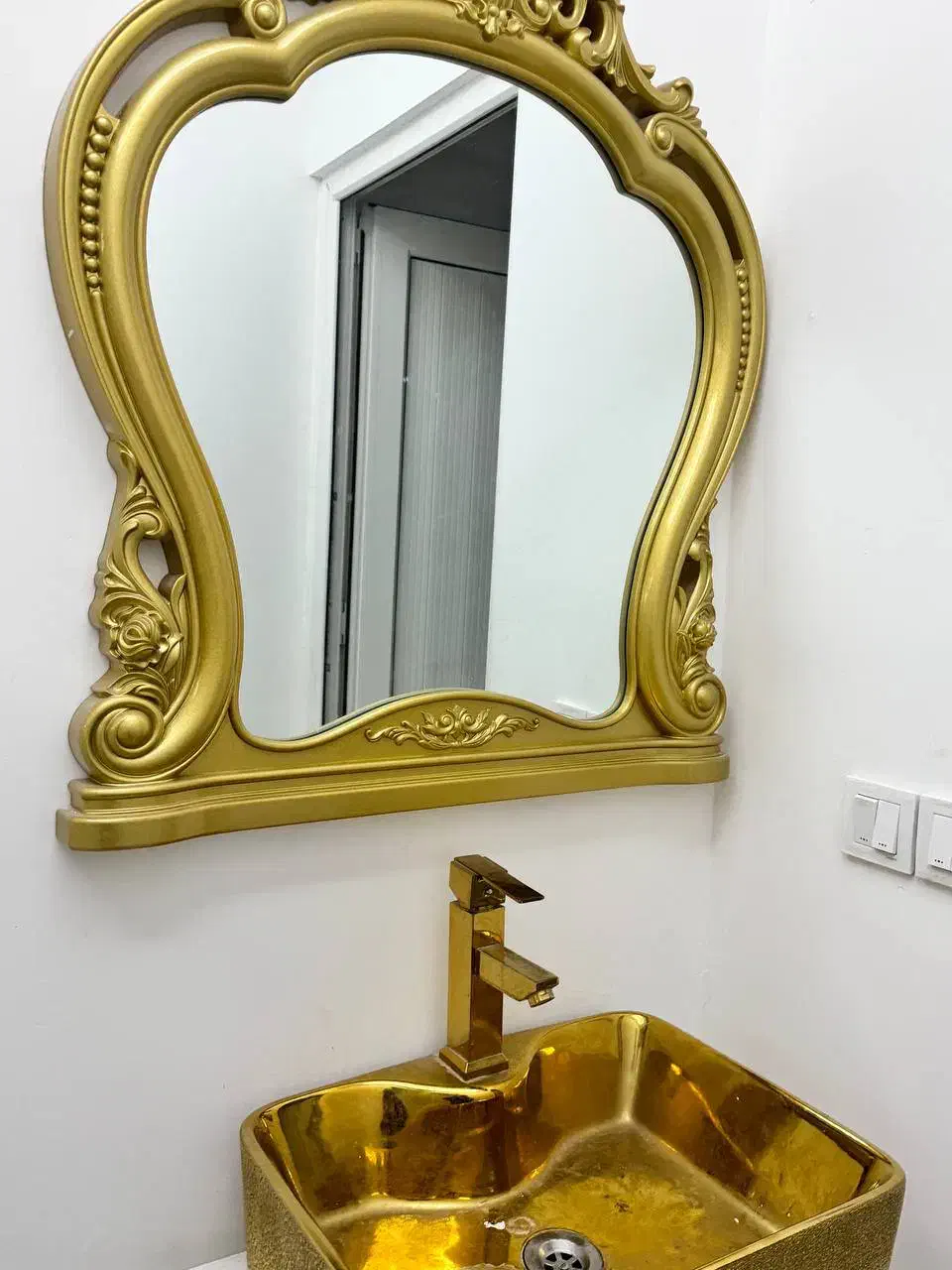 روشویی سلطنتی طلایی|لوازم سرویس بهداشتی|ایلام, |دیوار