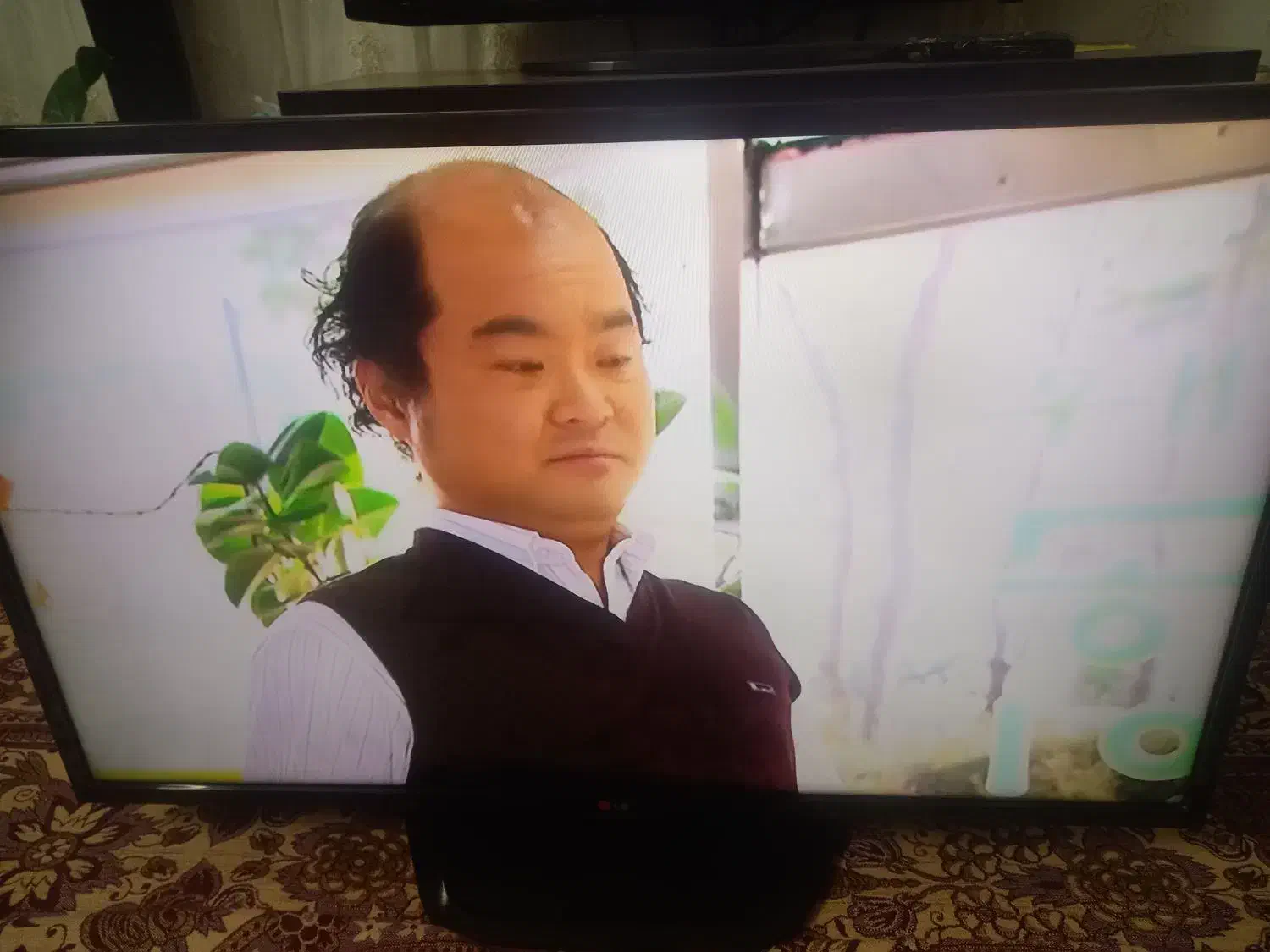 تلوزیون LED 42 LG اصل کره|تلویزیون و پروژکتور|جعفرآباد, |دیوار