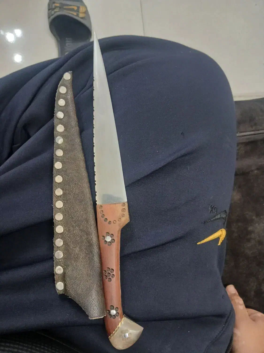 چاقو کلکسیونی|کلکسیون اشیاء عتیقه|پیشوا, |دیوار