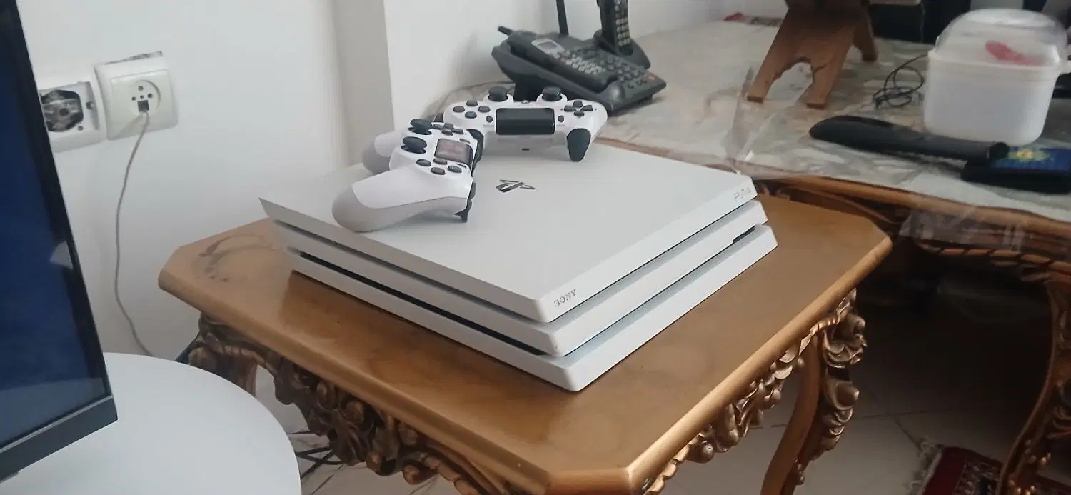 ps4|کنسول، بازی ویدئویی و آنلاین|پرند, فاز ۴|دیوار