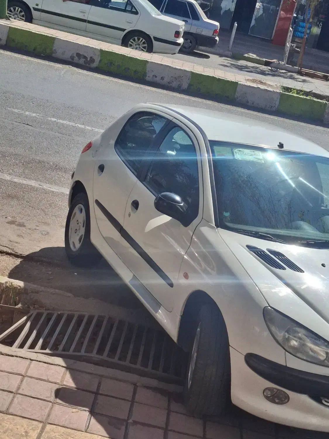 206مدل ۱۳۸۱ فابریک|خودرو سواری و وانت|رفسنجان, |دیوار