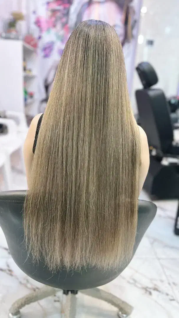 خدمات تخصصی رنگ‌مو با بهترین متریال|خدمات آرایشگری و زیبایی|قم, وادی السلام|دیوار