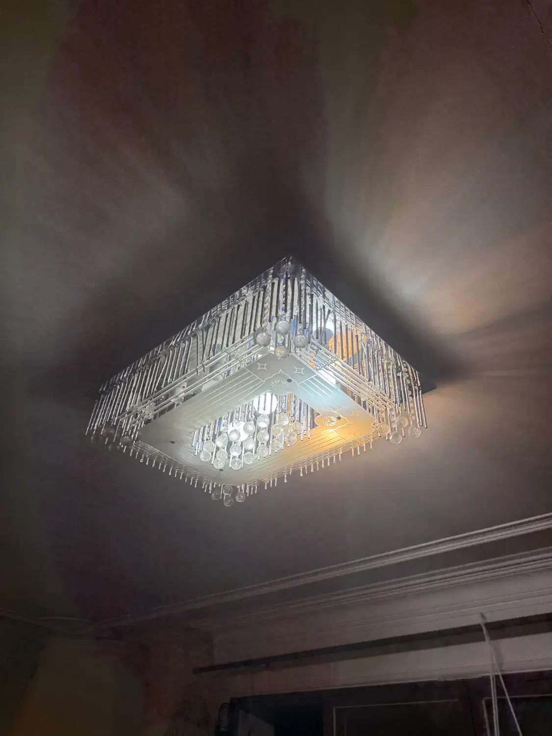 لوستر|لوستر و چراغ آویز|رشت, پارک شهر|دیوار