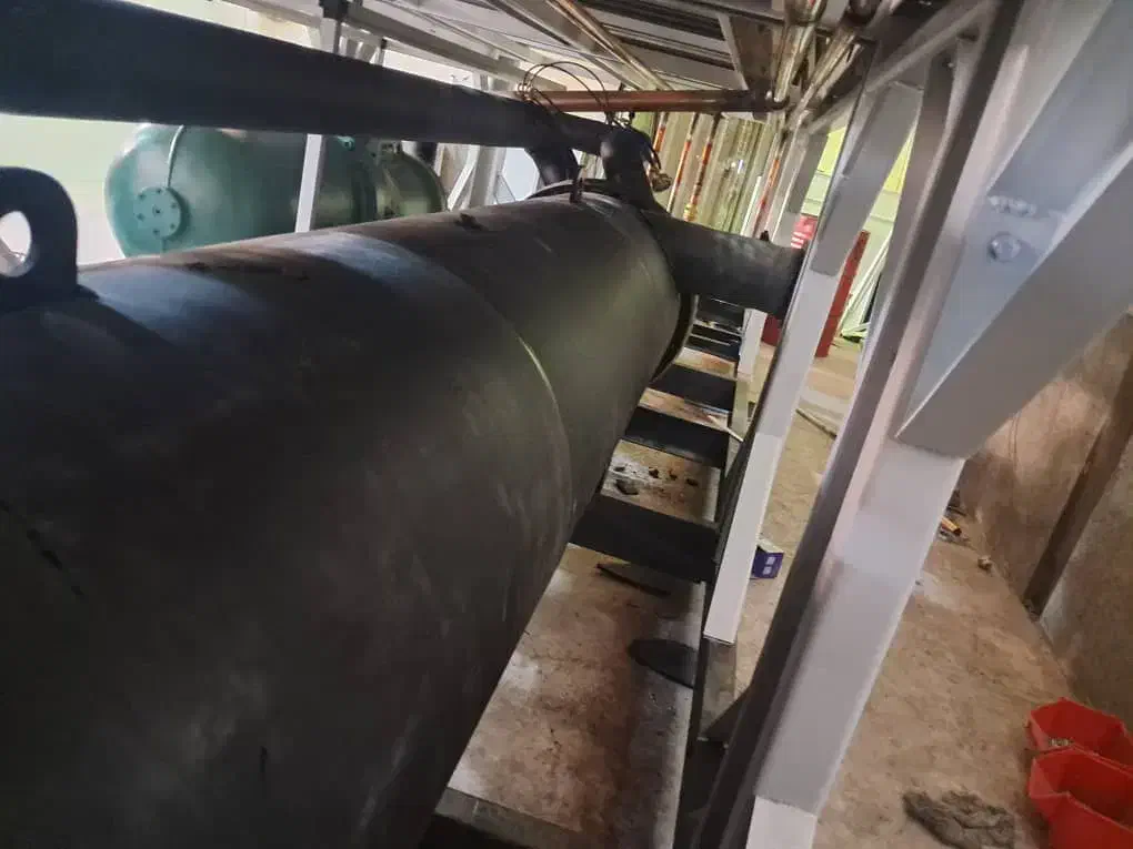 نصاب عایق الاستومری|خدمات پیشه و مهارت|محمودآباد, |دیوار