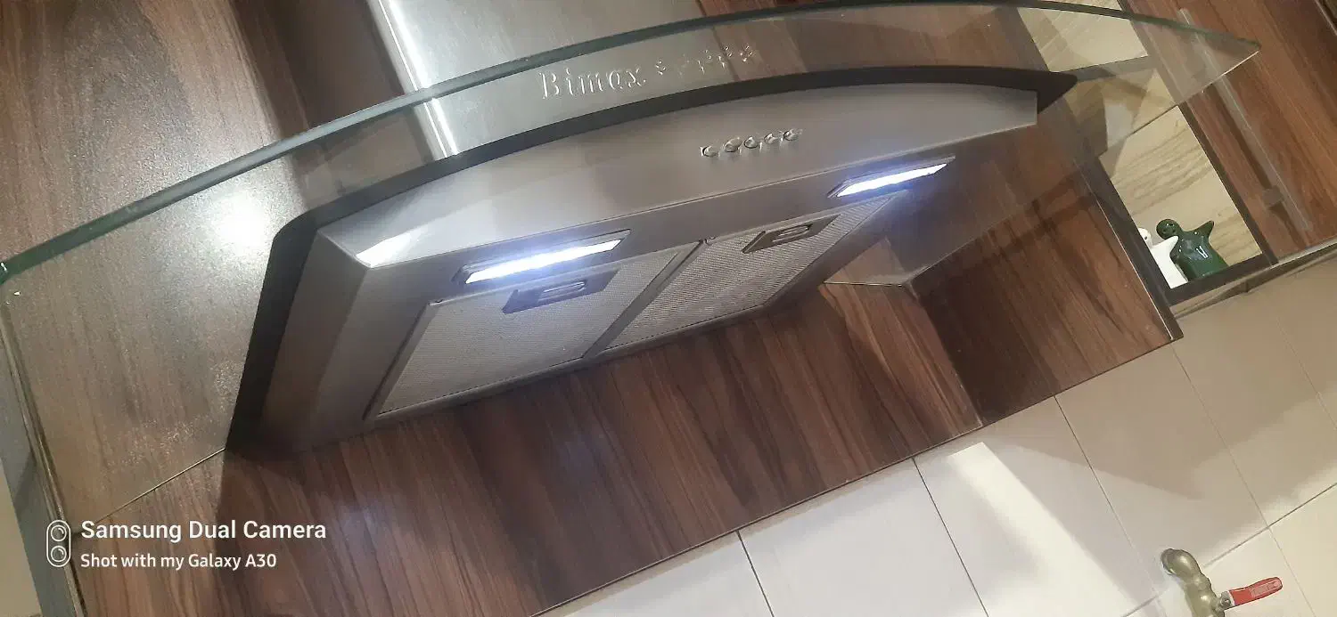 هود بیمکث شومینه ای|هود|صدرا-فارس, فاز ۱|دیوار