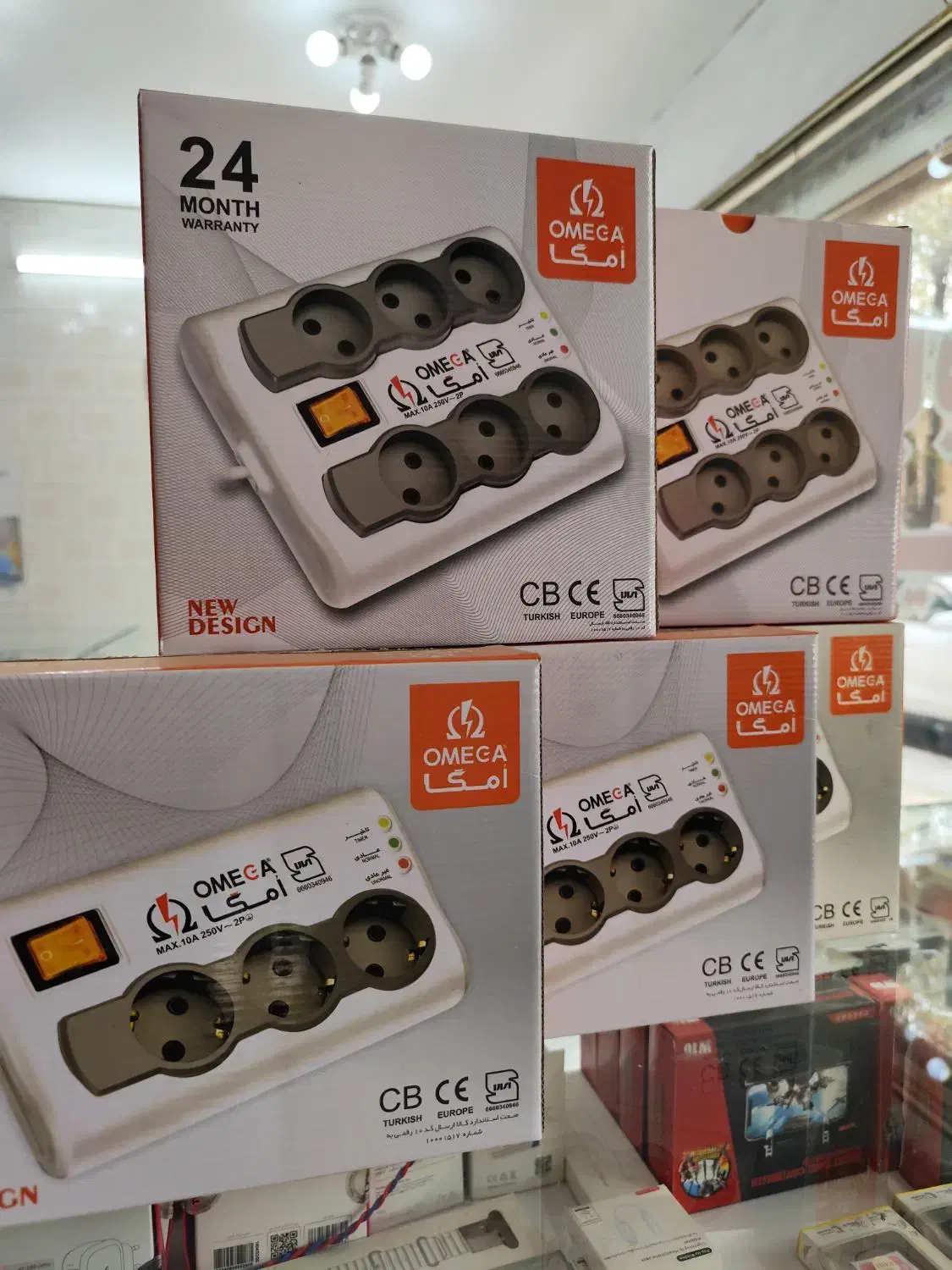 محافظ برق صوتی تصویری ۳خانه و ۶خانه امگا|سایر لوازم برقی|نجفآباد, هفده شهریور|دیوار