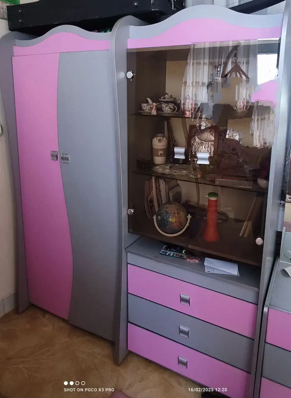 کمد لباسی ویترین میز آرایش میز کامپیوتر|تخت و سرویس خواب|اصفهان, طاحونه|دیوار